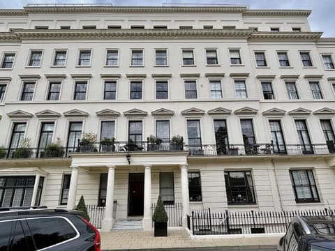 Hyde Park Gardens - 2 Bedroom apartment