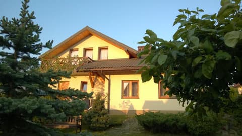 APARTAMENTY-STUDIO noclegi wczasy wakacje ferie - pobyty rodzinne