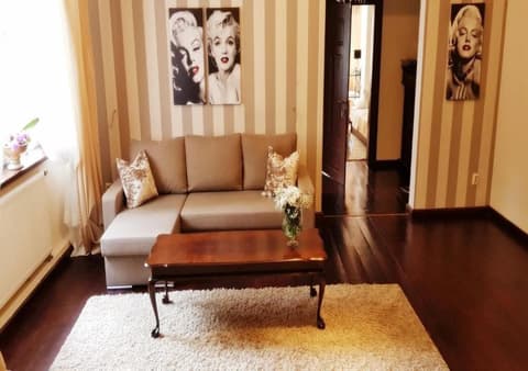 APARTAMENT ADA