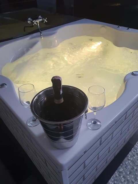 Apartamenty Jacuzzi, klima, wifi,
