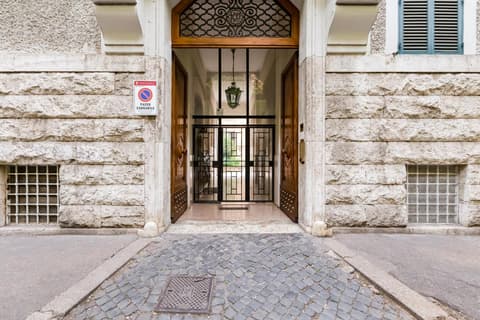 Vatican Germanico 107