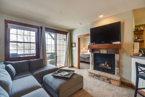 Granby Ranch Resort Condo w/ Pool: Ski-in/ski-out