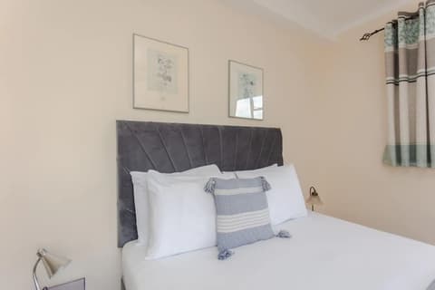 Spacious 2 Bedroom Apartment Near Hampstead Heath