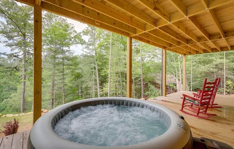 Bright Ellijay Cabin w/ Decks & Hot Tub!