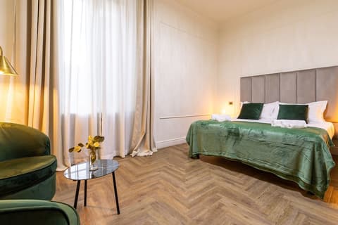 Les Chambres d' Or