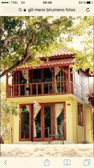 Biru Meno Beach Bungalows