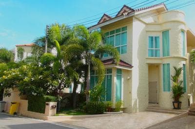 Valencia 3 Bedrooms Pool Nai Harn Villa