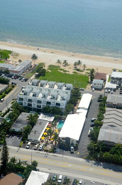 Surf Side Resort