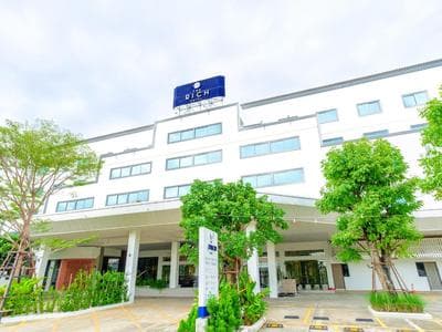 The Rich Hotel