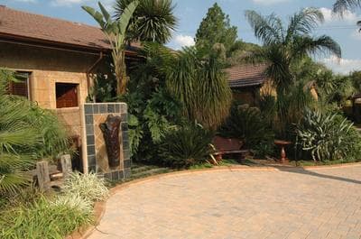 Summer Garden Guest House (The Palms)