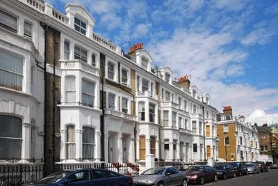 Comfortable Aircon Apartment Earls Court