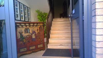 Almi Rooms