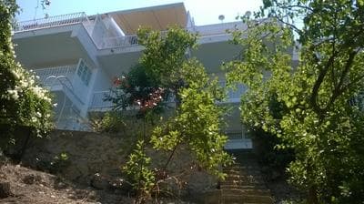 iliana's seaside maisonette