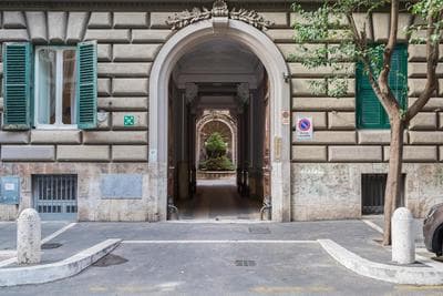 Valadier Apartment