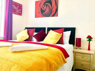 Studio Apartment, Private Bathroom and Parking