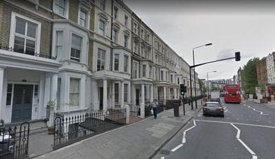 Earls Court Apartments by BaseToGo