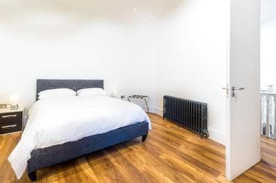 Stunningly Luxurious London Apartment (MHB350)