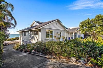 Jetty Beach Splendour Apartment