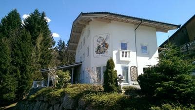 Villa-Musica "Das Harmonikahaus" Apartments, Harmonikabau und Seminare