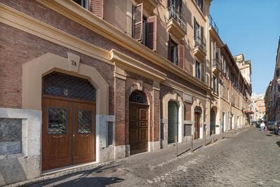 GuestHost - Monti Artistic Flat