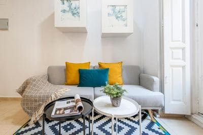 Apartamento con Estilo en Madrid de los Austrias -Tradición Renovada