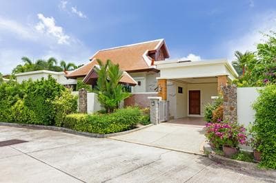 Tropical Living at 3BR Pool Villa Bianca, Baan Bua Luxury Estate, Nai Harn Beach