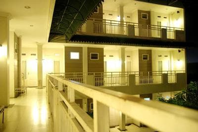 The Sriwijaya Hotel - Halal Hotel
