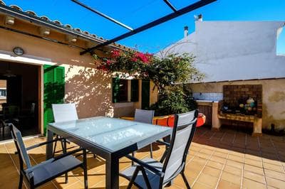 Casa Mar con patio en playa de Son Serra de Marina