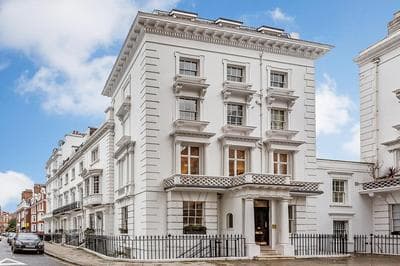 Beautiful 2 bedrooms apartment in Knightsbridge