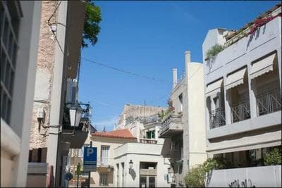 Vintage Charm by the Acropolis!