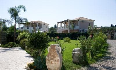Mamfredas Luxury Resort