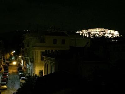 Thiseio Big Apartment