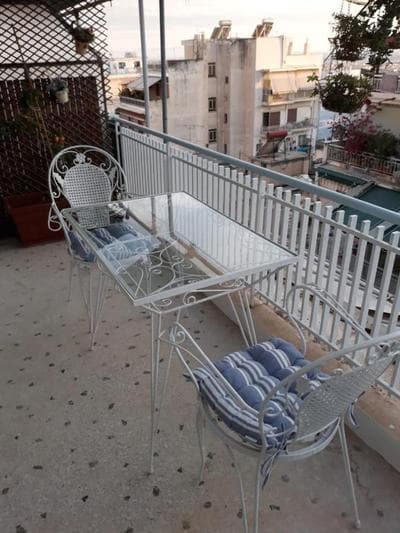 Fully renovated small & cosy studio