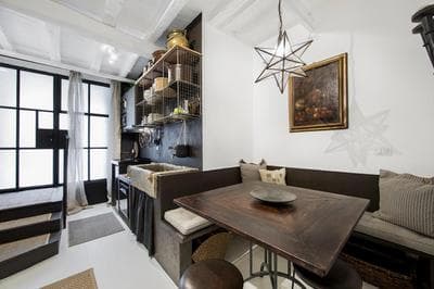 Trastevere Gem Cozy Light-filled Retreat