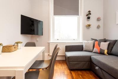 Camden Apartment A/Apartment