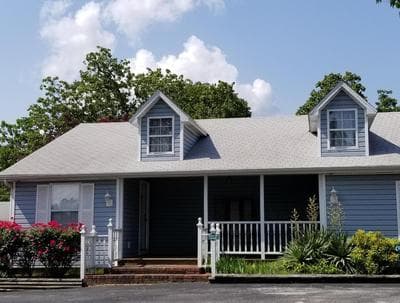 Evening Shade Inn