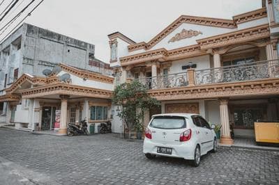 RedDoorz Plus @ Tanjung Karang Lampung 2