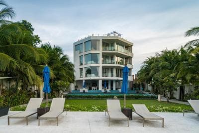 Bright beachfront retreat in Bang Tao