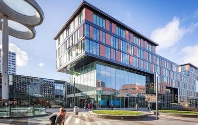 CREATIVE VALLEY NEST – Luxury Rooftop Apartments