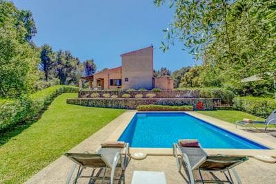 Villa Comellar by Sealand Villas