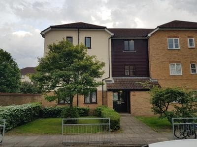 Wembley Studio, Free Parking Near Stadium & Tubes