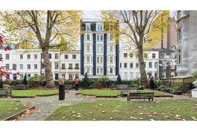 Astonishing flats near Mayfair & Piccadilly Circus