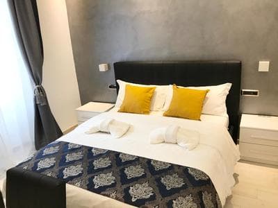Rose Suite