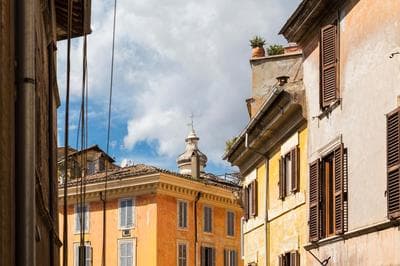 TrastevereHome - Central Monserrato House with Balcony