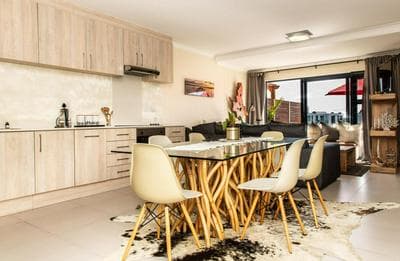 Modern Beachfront with swimming pool- 27 Azure, Blouberg, Cape Town