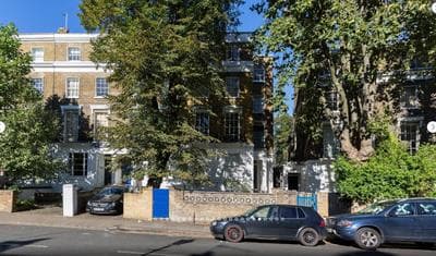 Punk Hip - Plush 1-Bed in Camden Town