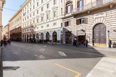 TREVI FOUNTAIN Deluxe - Your Italian Holidays