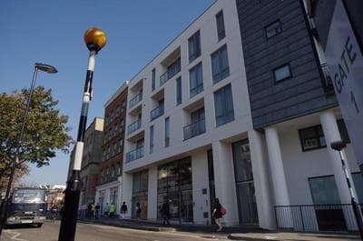 Elegant Clerkenwell Apartment with Balcony and Lift near Barbican
