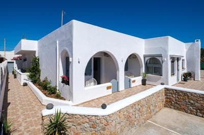 Beach Houses Santorini