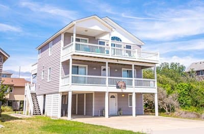 Ocean's View - Kill Devil Hills MP 8, 200 Yds to Beach, Hot Tub, Pool Table, Pets OK